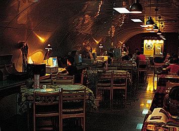 传《战神5：诸神黄昏》主线20小时 含3.5小时过场动画